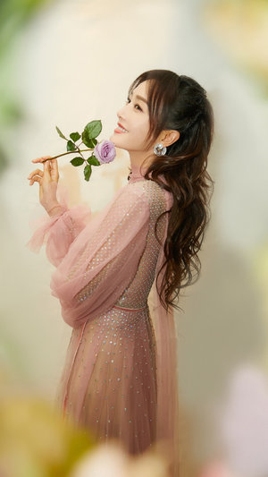 白浅墨渊和夜华3人在一起肉