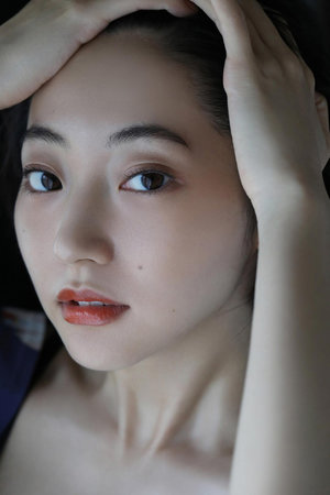 邵一卜疑遭校园欺凌